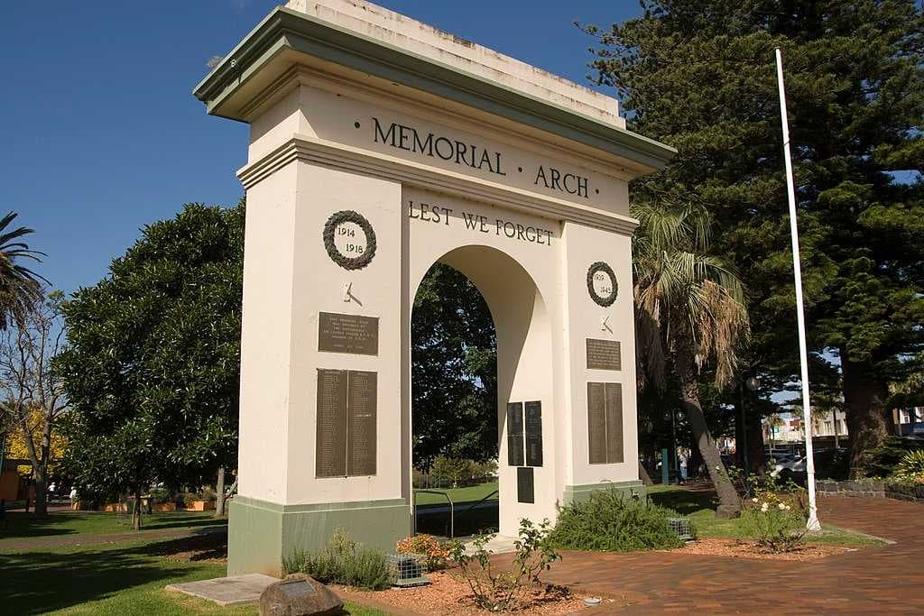 Memorial Arch