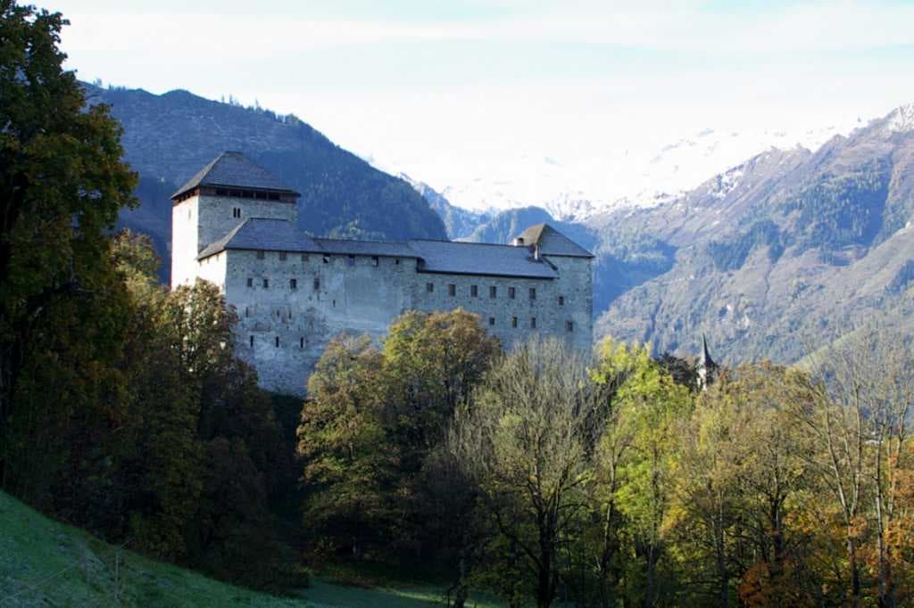 Kaprun Castle