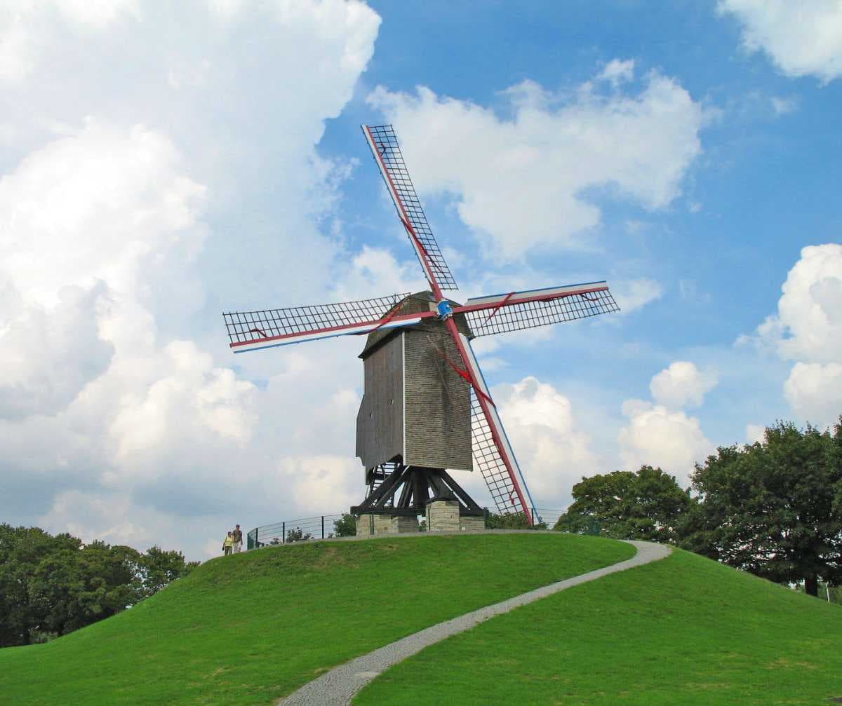 An image of the Sint-Janshuismolen in Bruges
