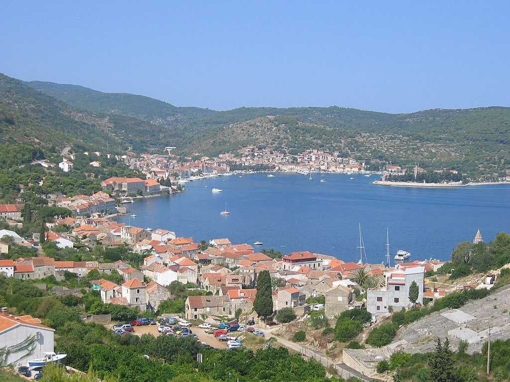 Vis travel image
