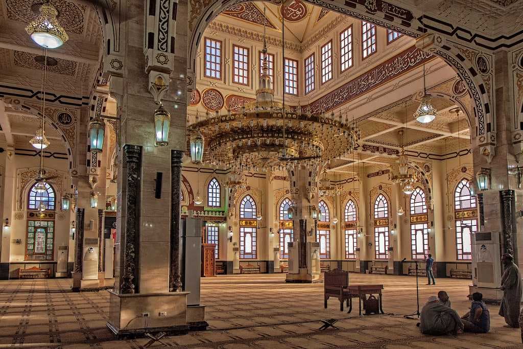 Embellished interiors of Hurghada's Al Mina Masjid