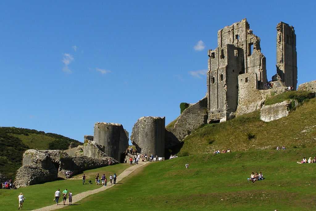 Corfe Castle, captured and destroyed by Cromwell's army in 1646