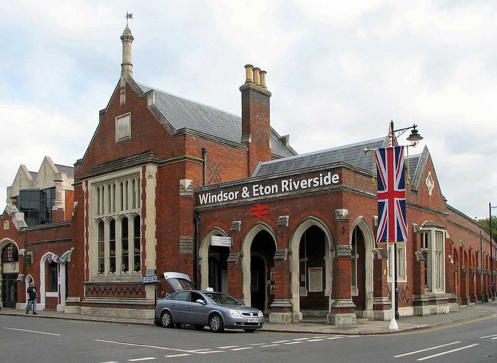 Windsor & Eton Riverside railway station