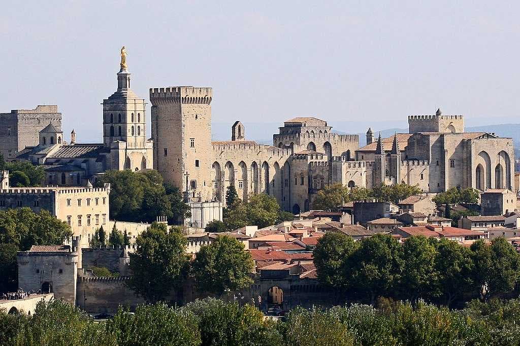 Avignon travel image
