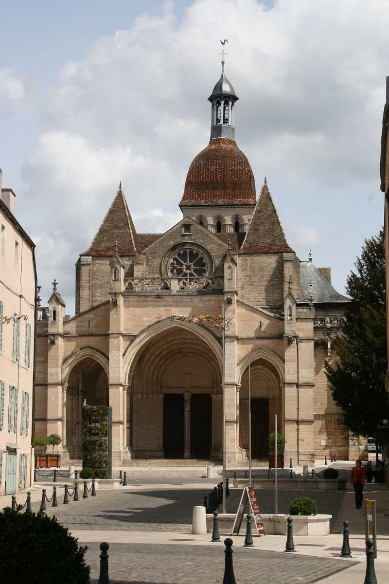 Beaune travel image