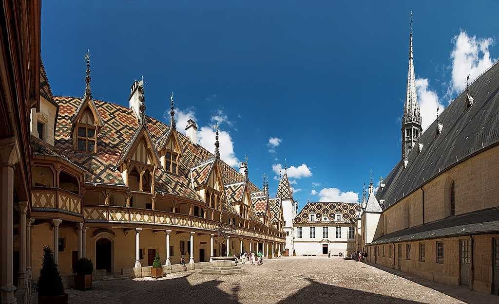 Beaune travel image