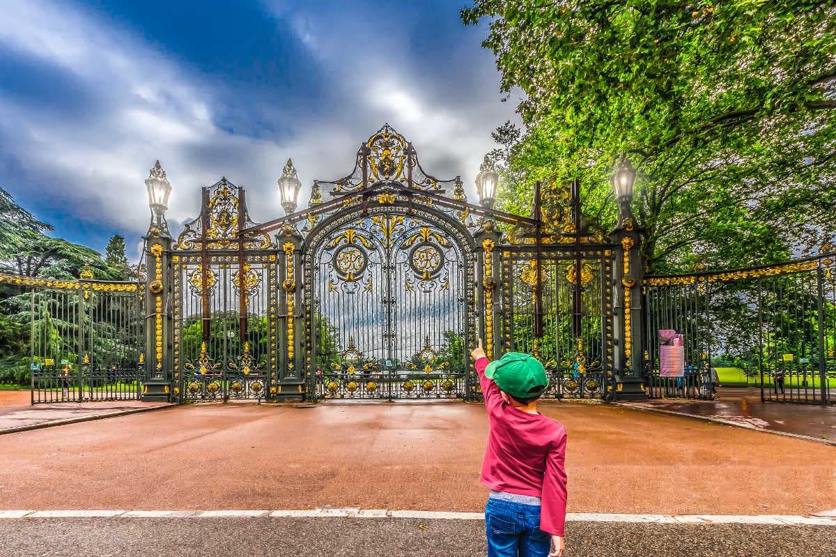 Entrance of Park Golden Head Lyon