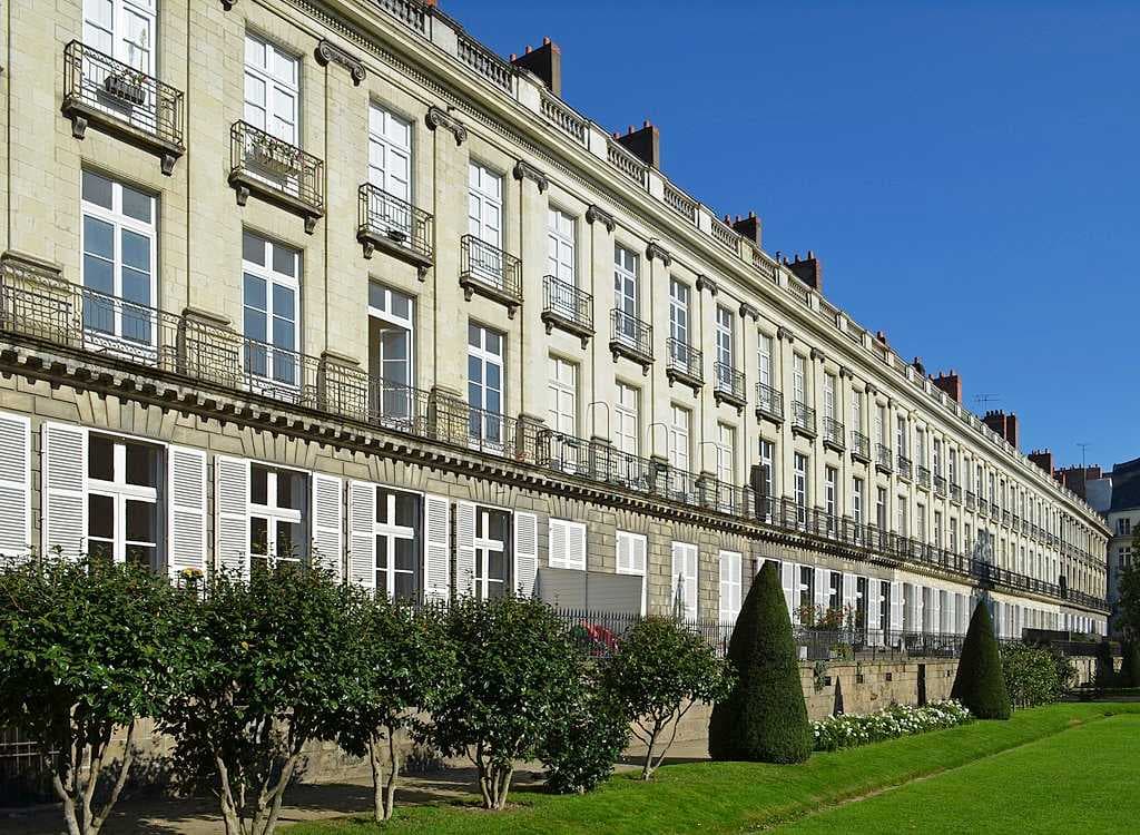 Cours Cambronne, a terrace developed at the end of the 18th century