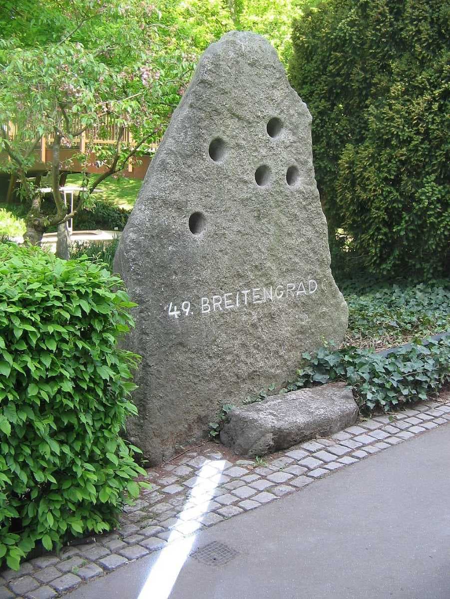 The 49th parallel north in the Karlsruhe Stadtgarten