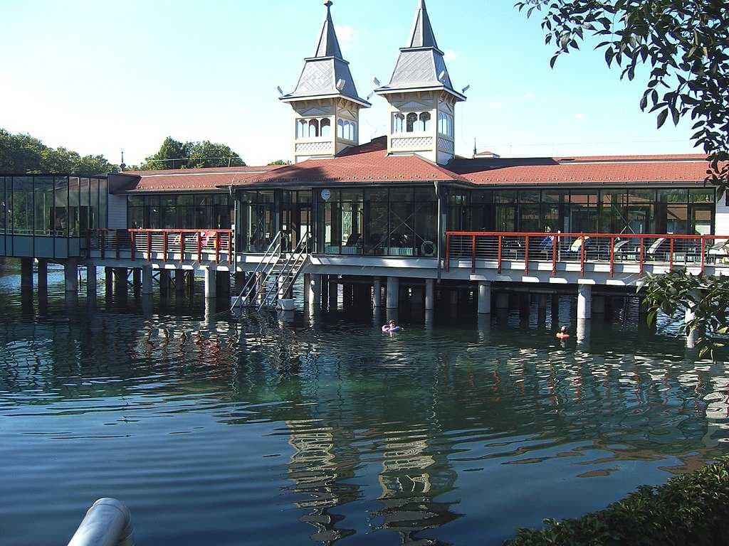 Heviz travel image