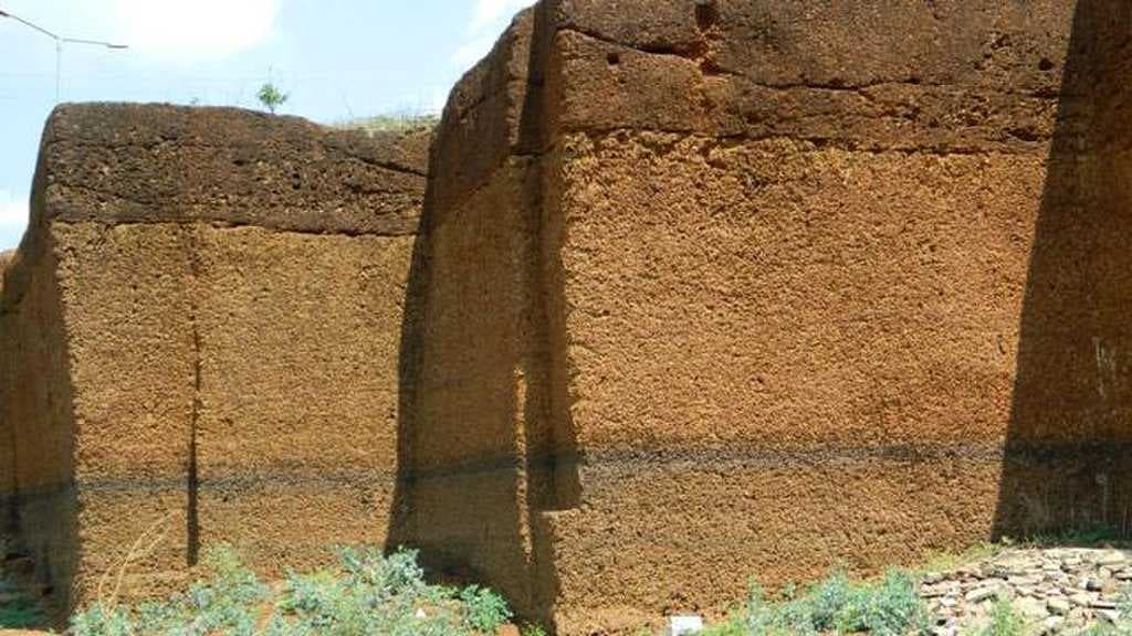 Laterite under the Top soil Layer