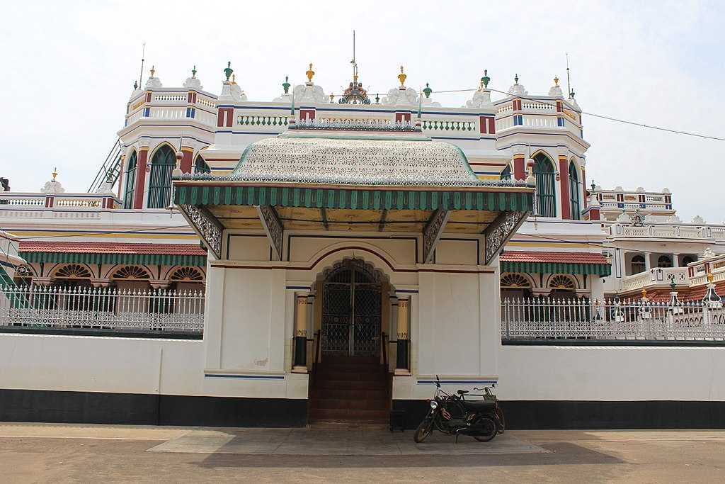 Kanadukathan Chettinadu Palace entrance - chettinadu architecture.