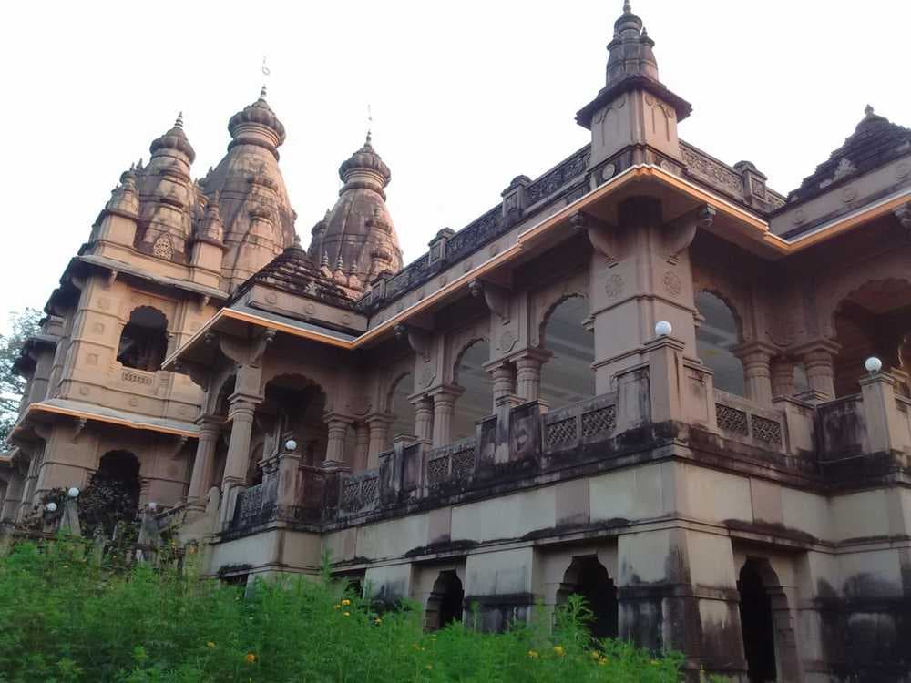 Navlakha Temple - Dedicated to Lord Radha Krishna
