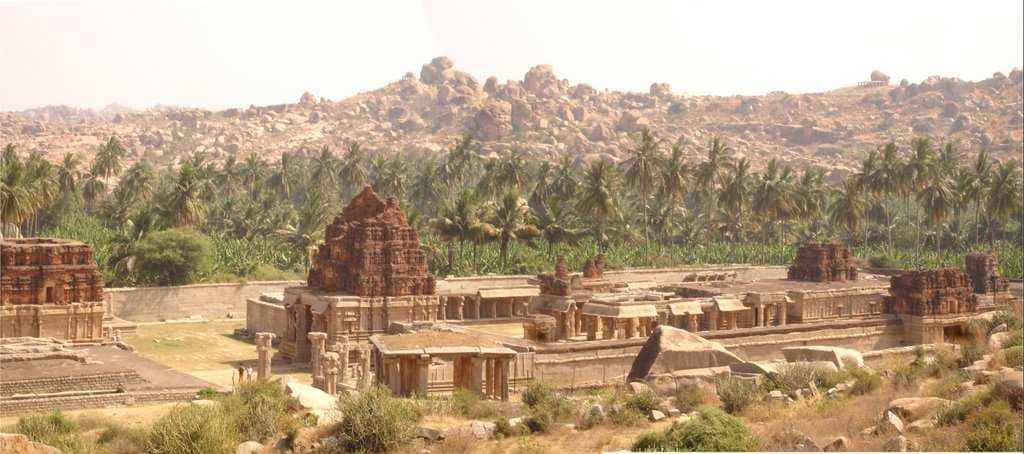 Achyutraya Temple - Shiva temple built by Achyuta Deva Raya