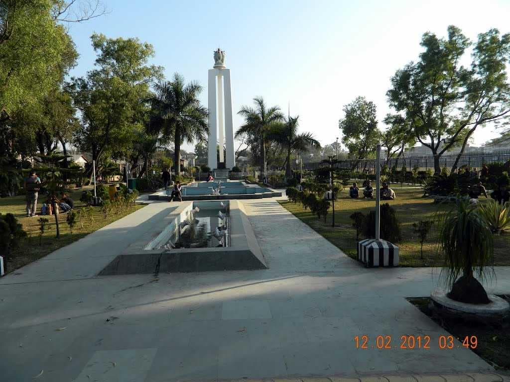 Shaheed Minar