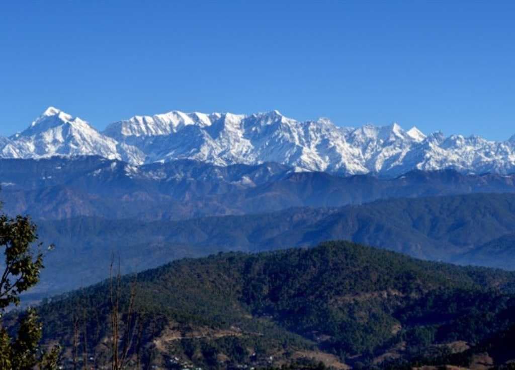 Kausani is a Beautiful Place Blessed with Spectacular Scenery