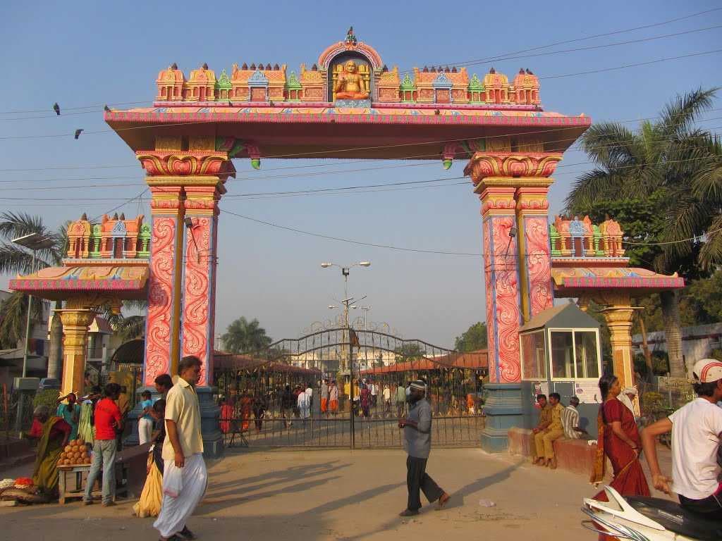 Mantralayam - Famous Religious Site in Andhra Pradesh