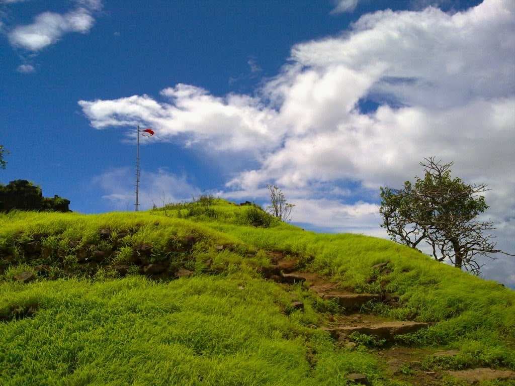 Rajmachi - One of the major ancient forts surrounding the two Balekillas
