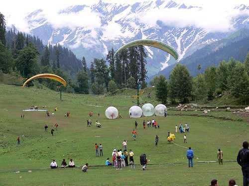 Solang Valley in Manali is Famous for All Kinds of Adventure Sports