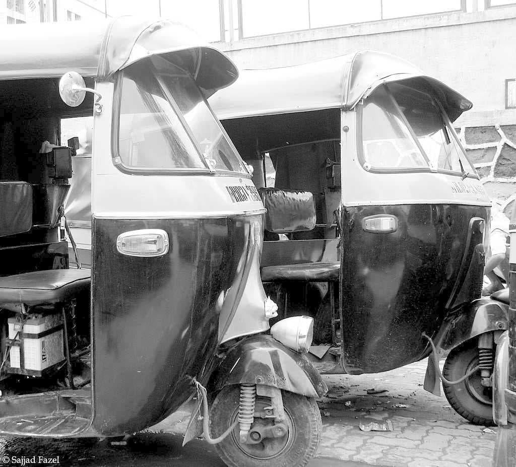 AutoRickshaw are the main source of tourist transportation in Mandi