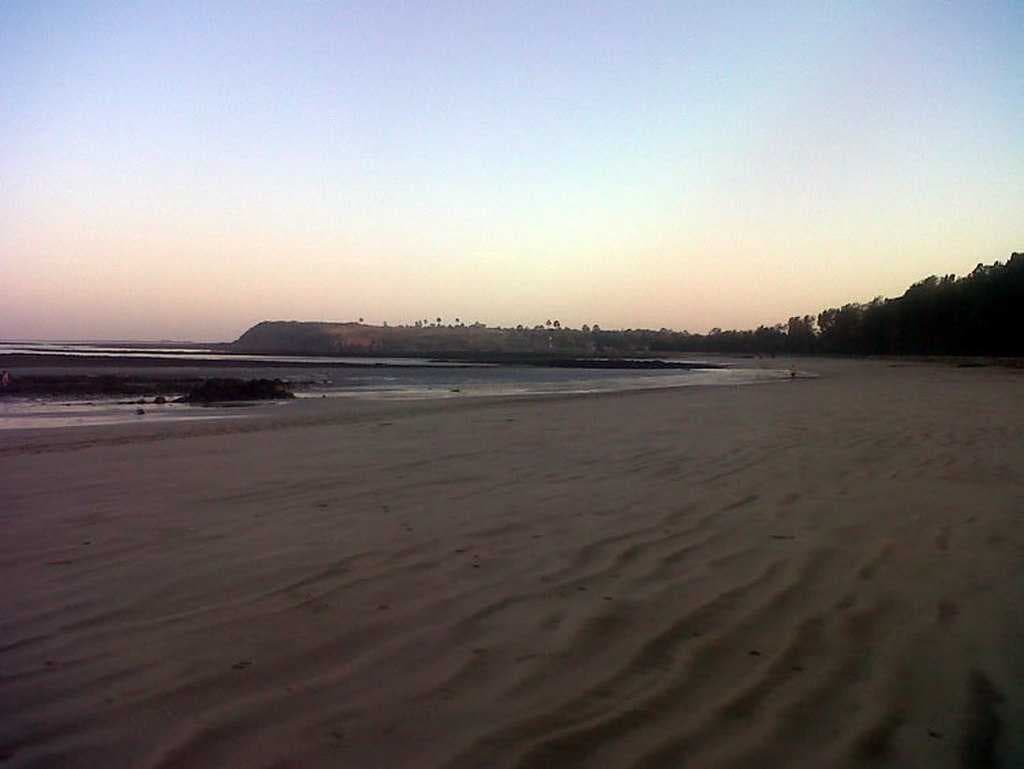 Another view of Manori beach during early morning.
