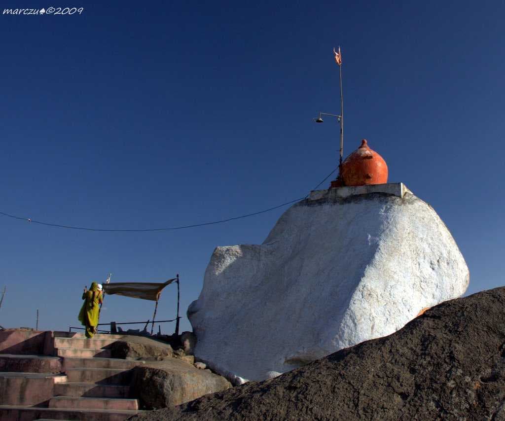 Guru Sikhar, Mt. Abu