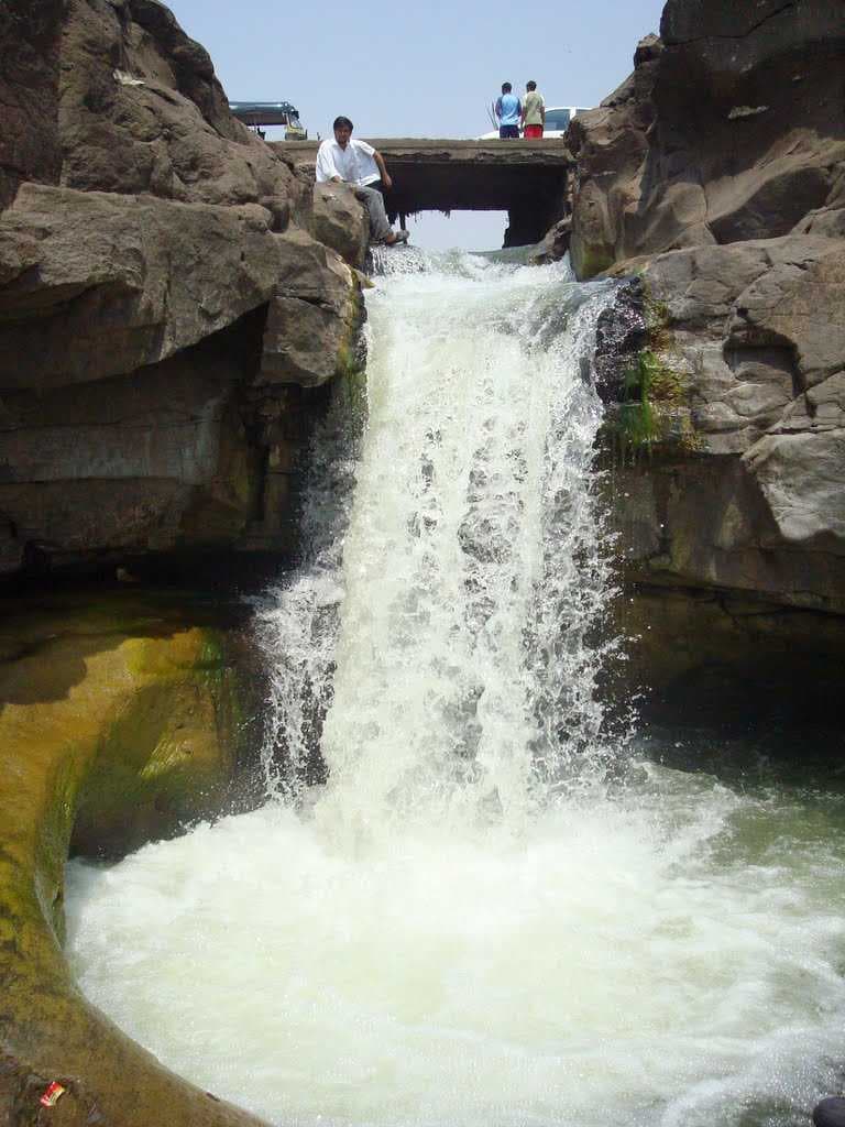 Dudhsagar falls - Magnificent Waterfall Located in the Suburbs of Nashik