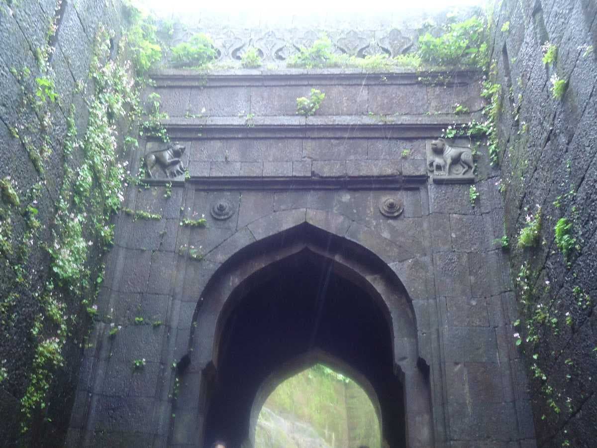 Maha Darwaza of Raigad Fort