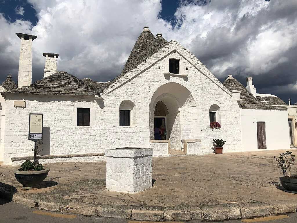 Alberobello travel image