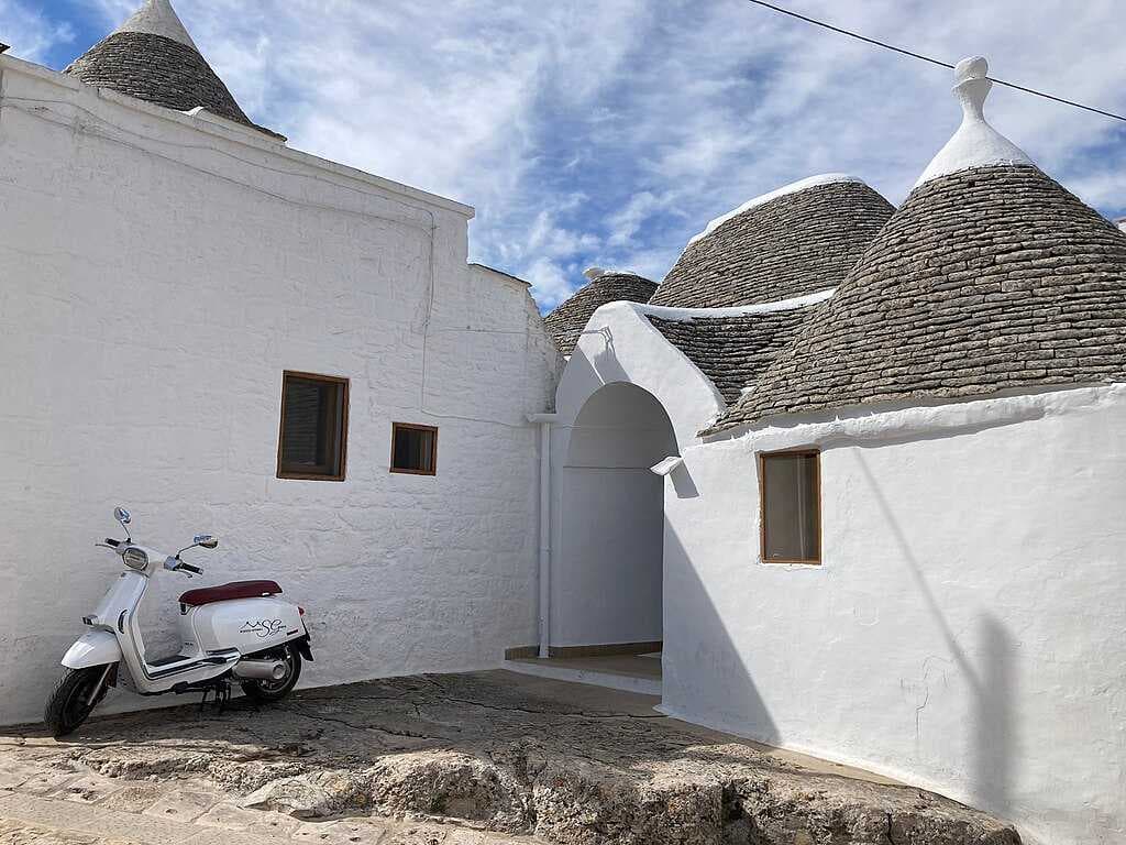 Alberobello travel image