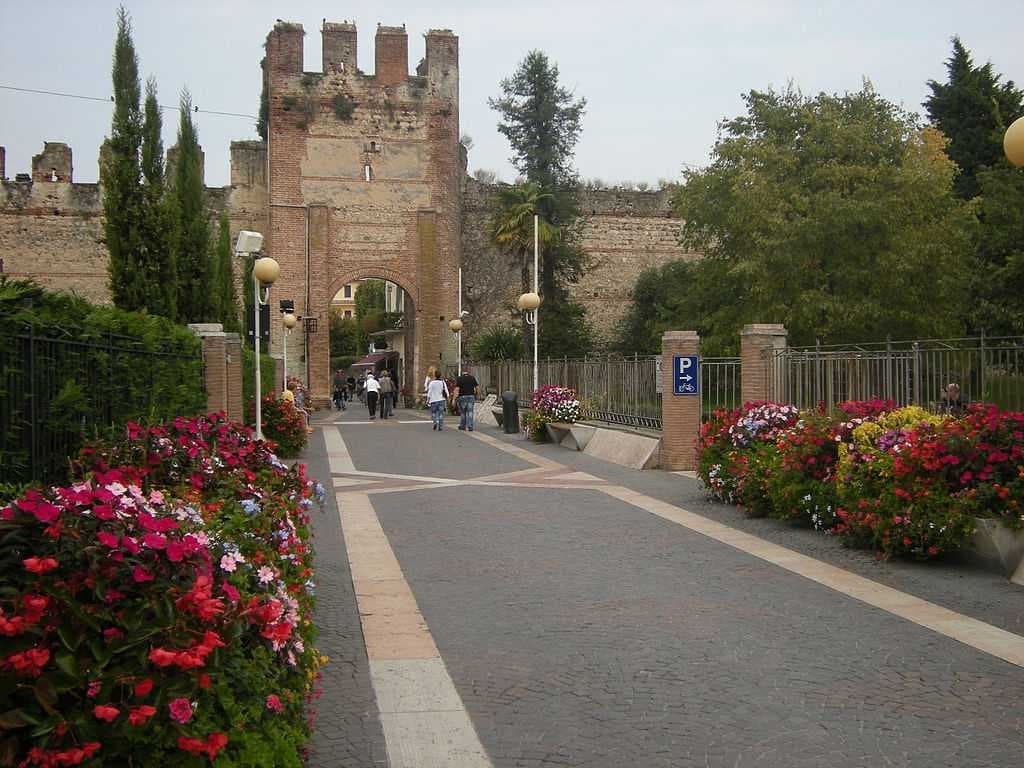 Lazise travel image