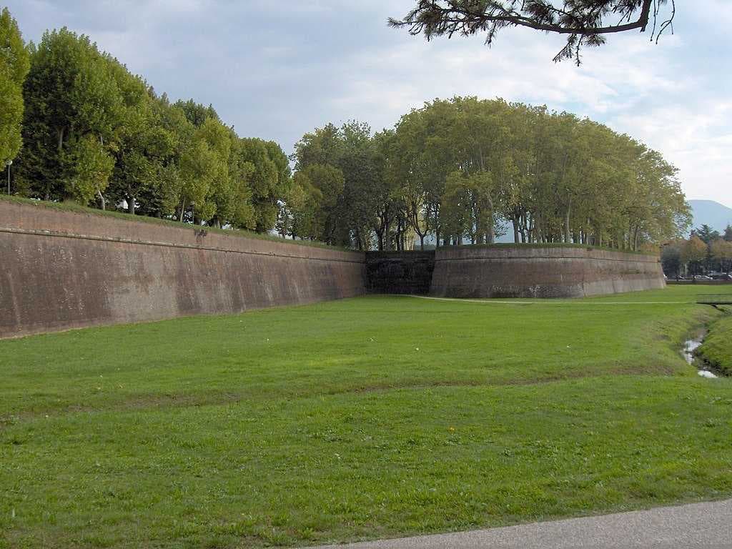 A stretch of the walls