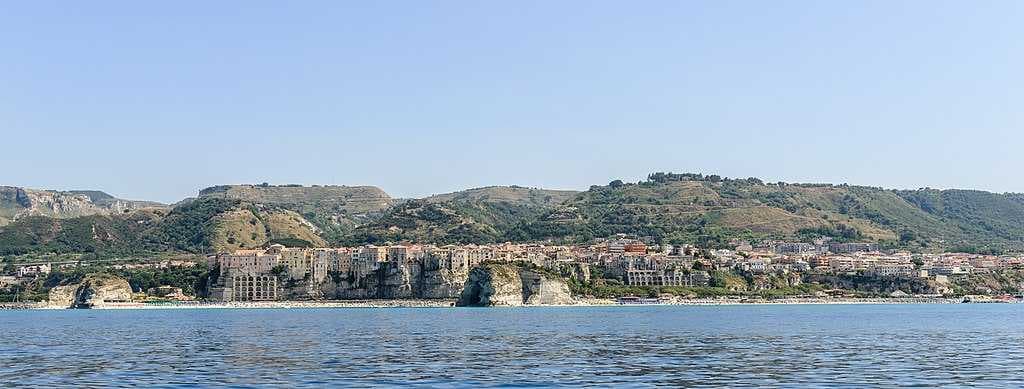 Tropea travel image