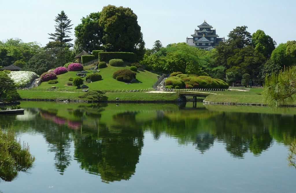 Okayama Korakuen Park and Okayama Castle