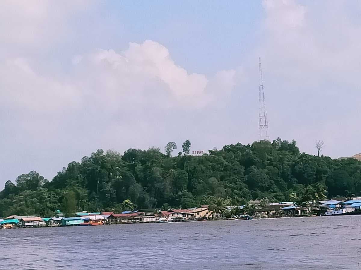 Kampung Jepak is a folk fisherman village in Bintulu