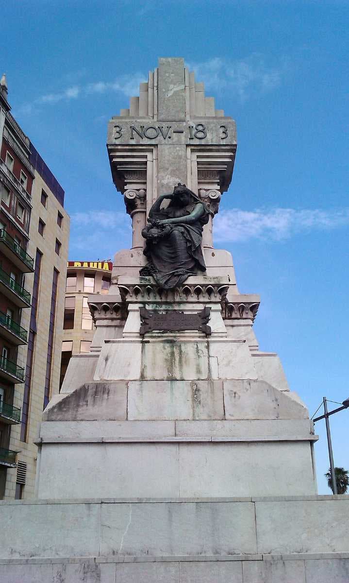 Monument in Plaza Machichaco to the victims of the two Cabo Machichaco explosions in 1893 and 1894