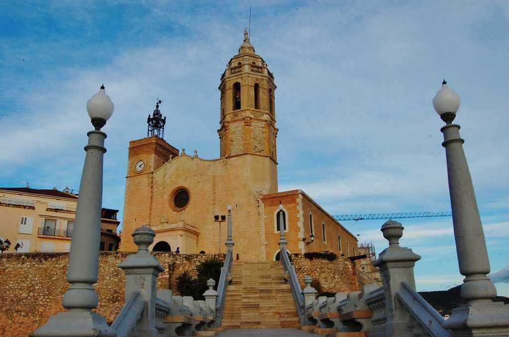 The iconic church of St. Bartholomew and St. Thecla (17th century).