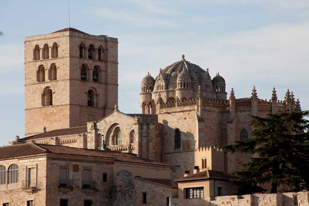 Zamora travel image