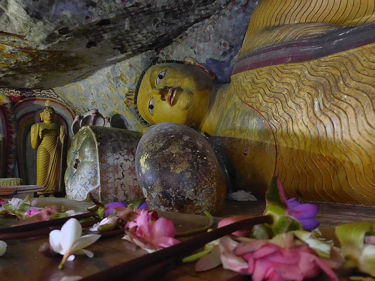 Dambulla Cave Temple (Golden Temple) - Another UNESCO World Heritage in Sigiriya