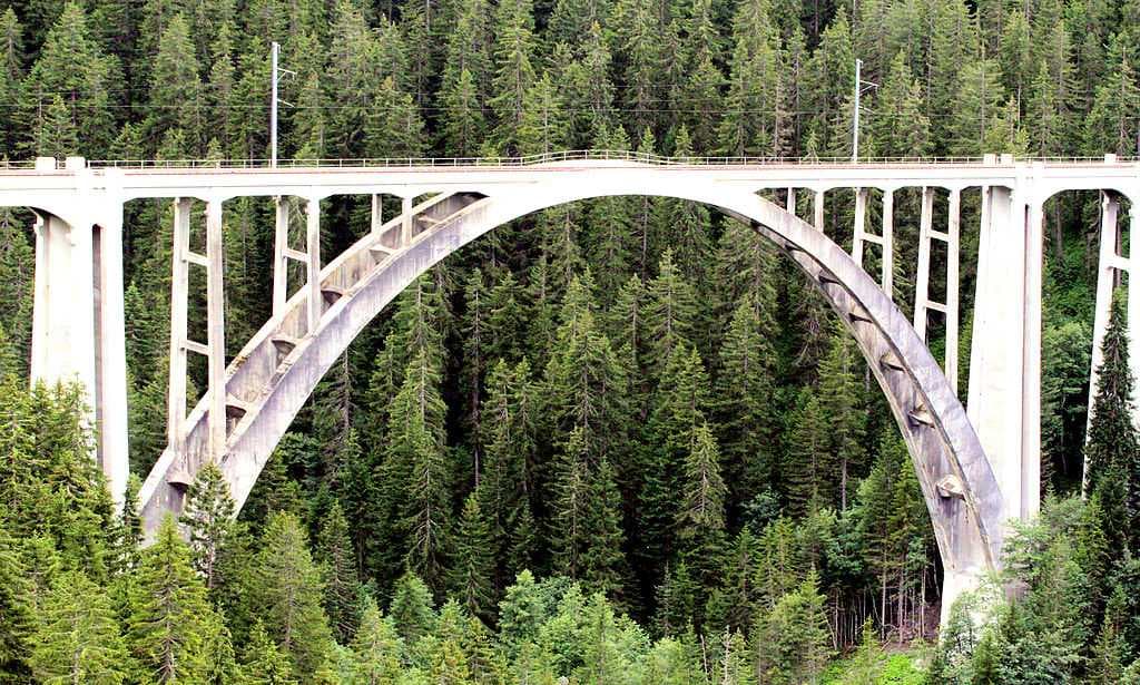 Langwieser Viaduct near Langwies