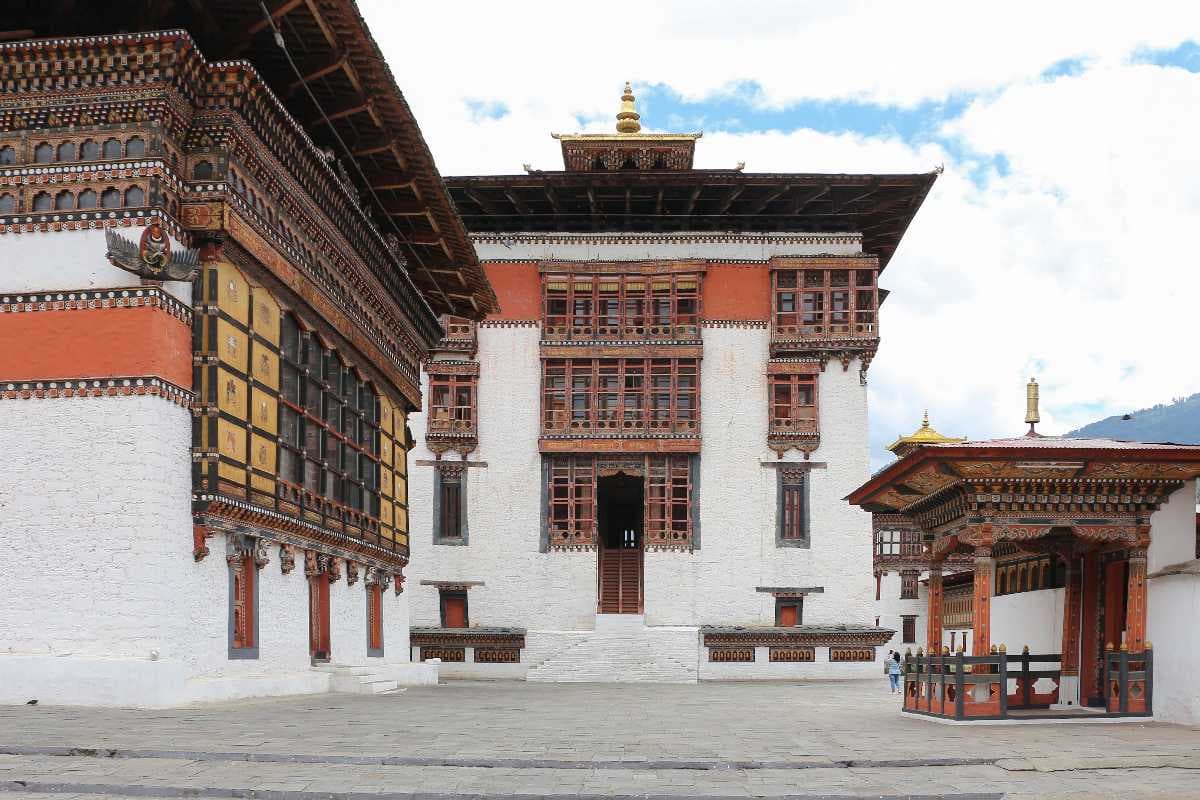 The Tashichho Dzong Architecture is similar to the architecture prevalent in Bhutan, Nepal and Tibet