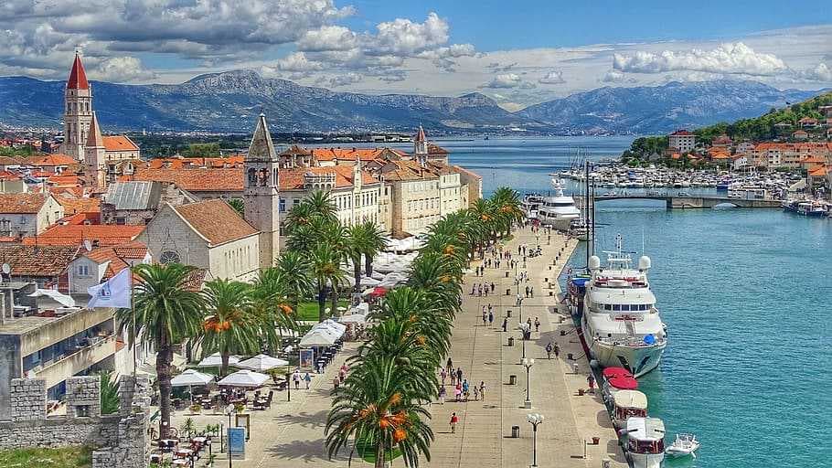 Riva Promenade