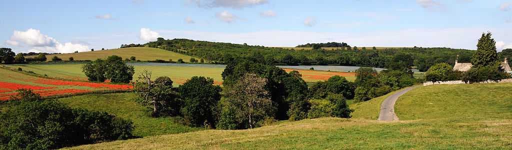 Cotswolds travel image