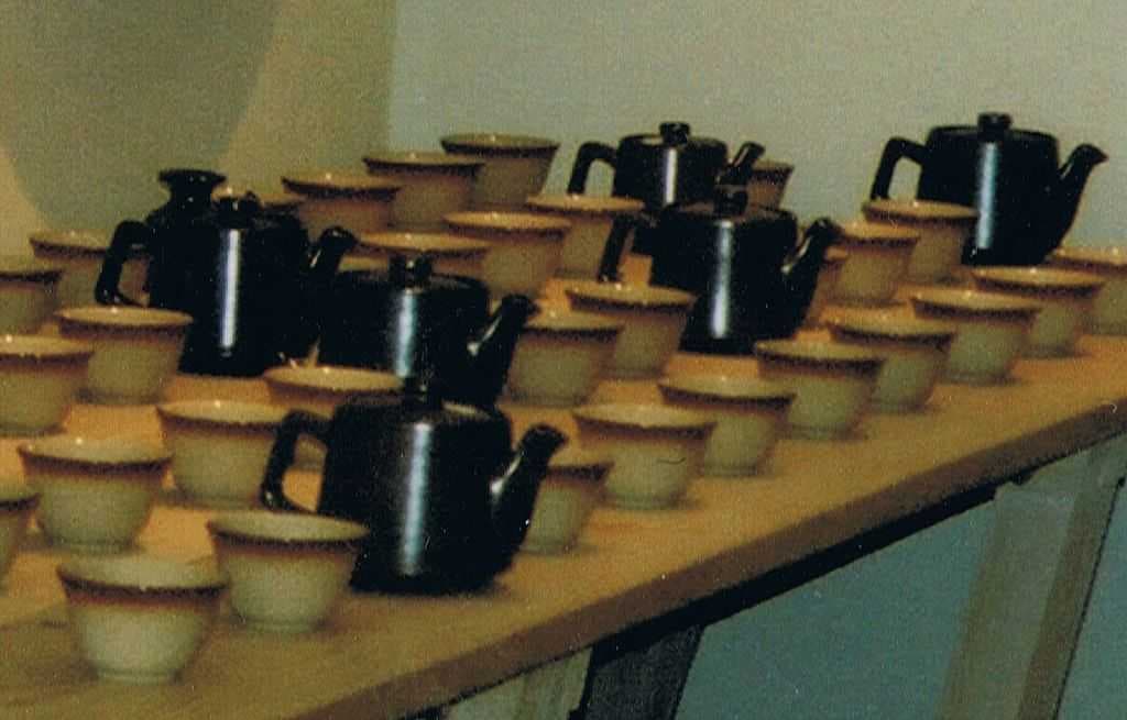 Colorado Bouillons Regina and teapots, vitrified tableware by Dudson Brothers Ltd.