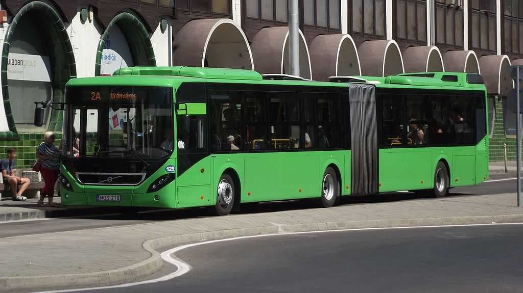 Volvo 7900A bus on Line 2A in downtown