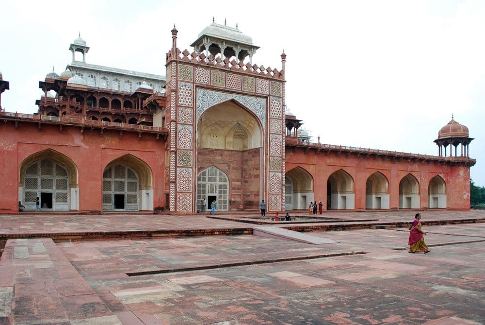 Akbar's Tomb travel image