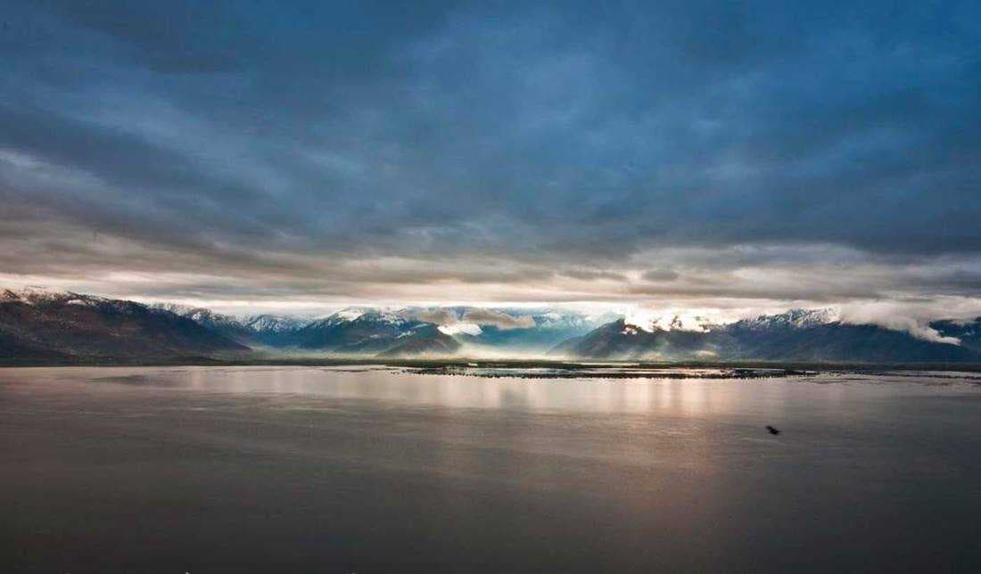 Fantastic View of Wullar Lake