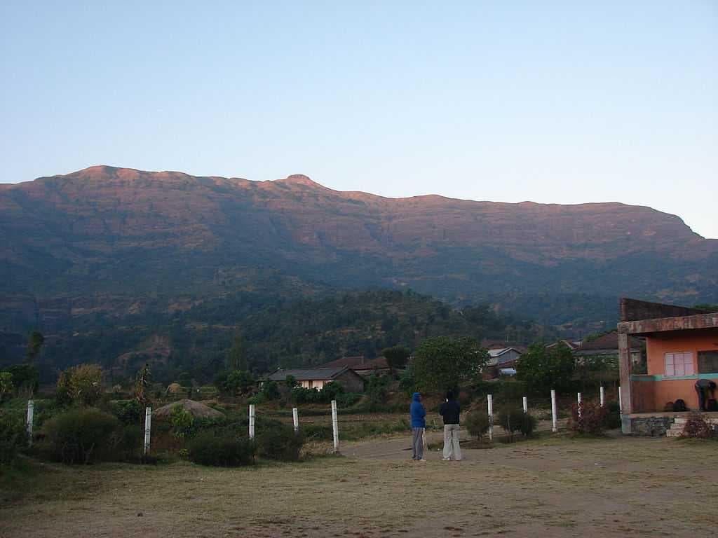 Kalsubai Peak travel image