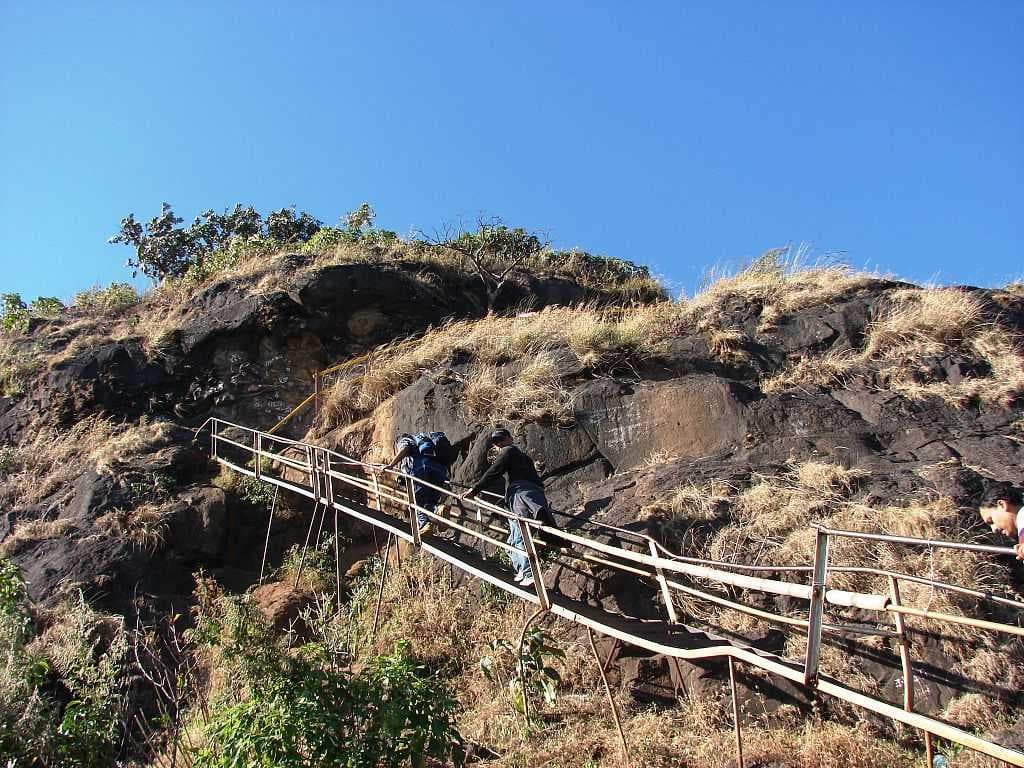 Kalsubai Peak travel image