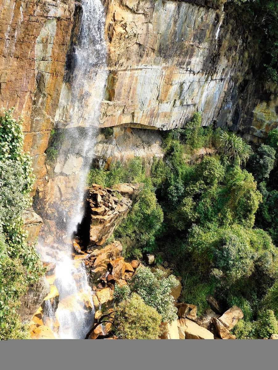 Wah Kaba Falls